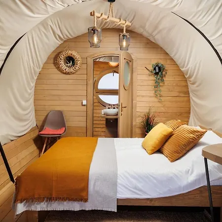 Glamping Spiritul Zimbrului