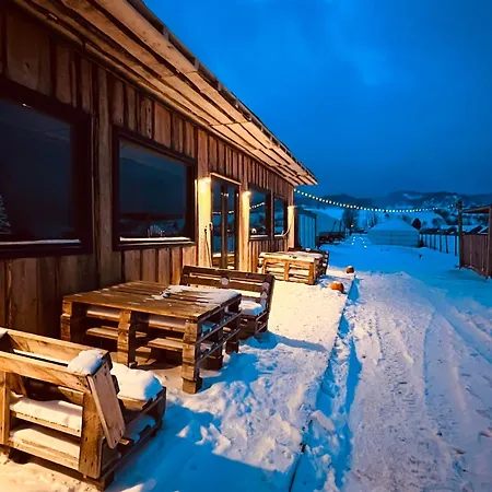 Glamping Spiritul Zimbrului Vama Buzăului