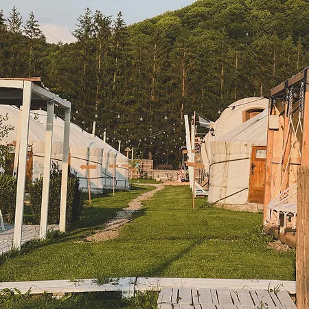 Luxe tent Glamping Spiritul Zimbrului Vama Buzăului